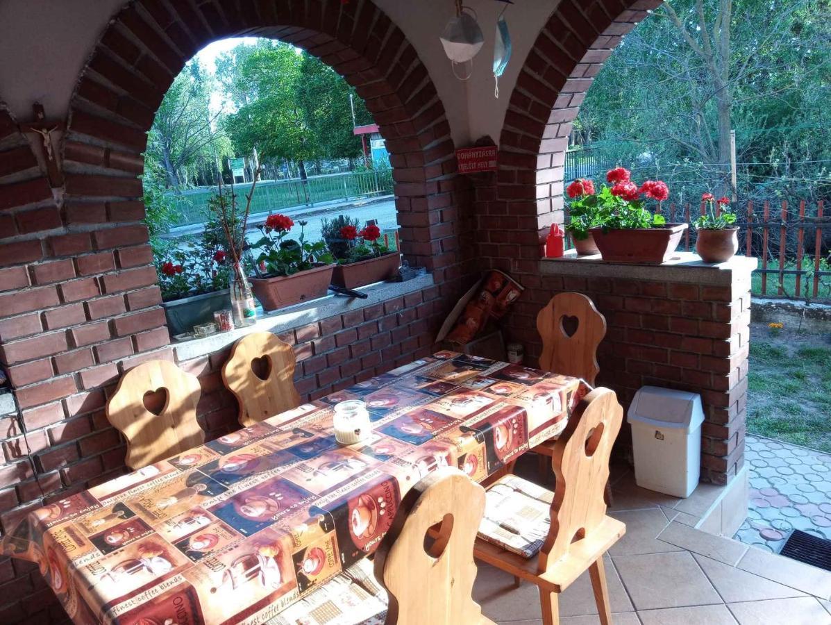 Holiday Home In Balatonfenyves 18465 Luaran gambar